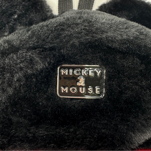 Mickey Mouse x Bioworld Disney Soft Furry Backpack Bookbag‎ with Mouse Ears GUC main image 13